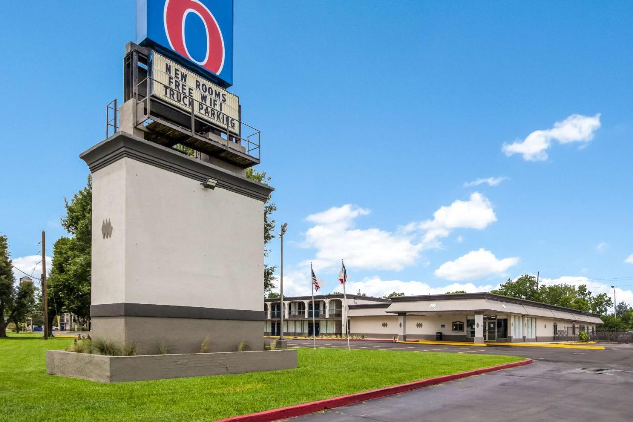Motel 6 Groves, Tx Dış mekan fotoğraf