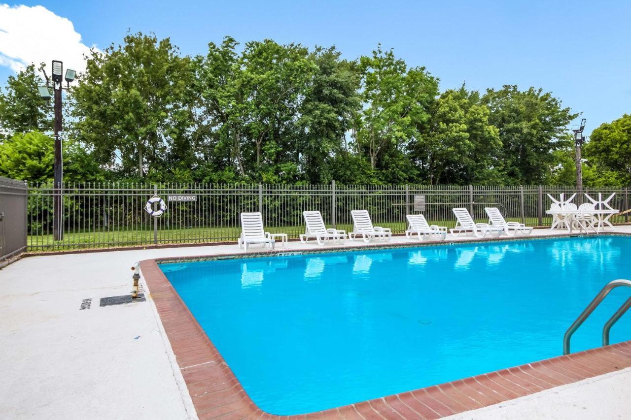Motel 6 Groves, Tx Dış mekan fotoğraf
